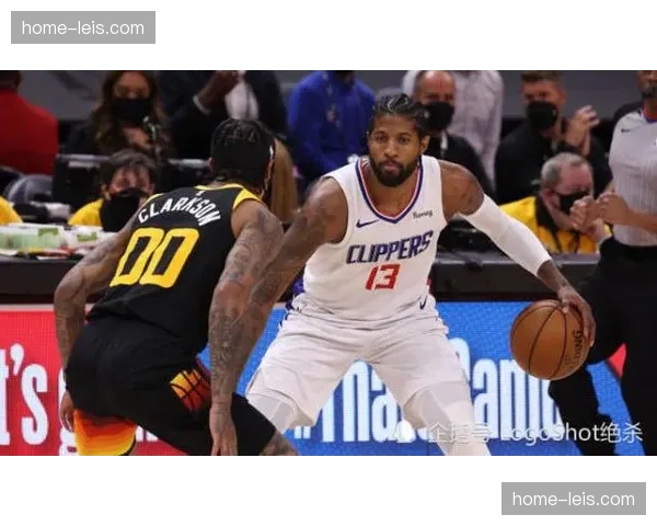 爵士空间最大化进攻体系，外线火力凶猛但失误控制成为短板